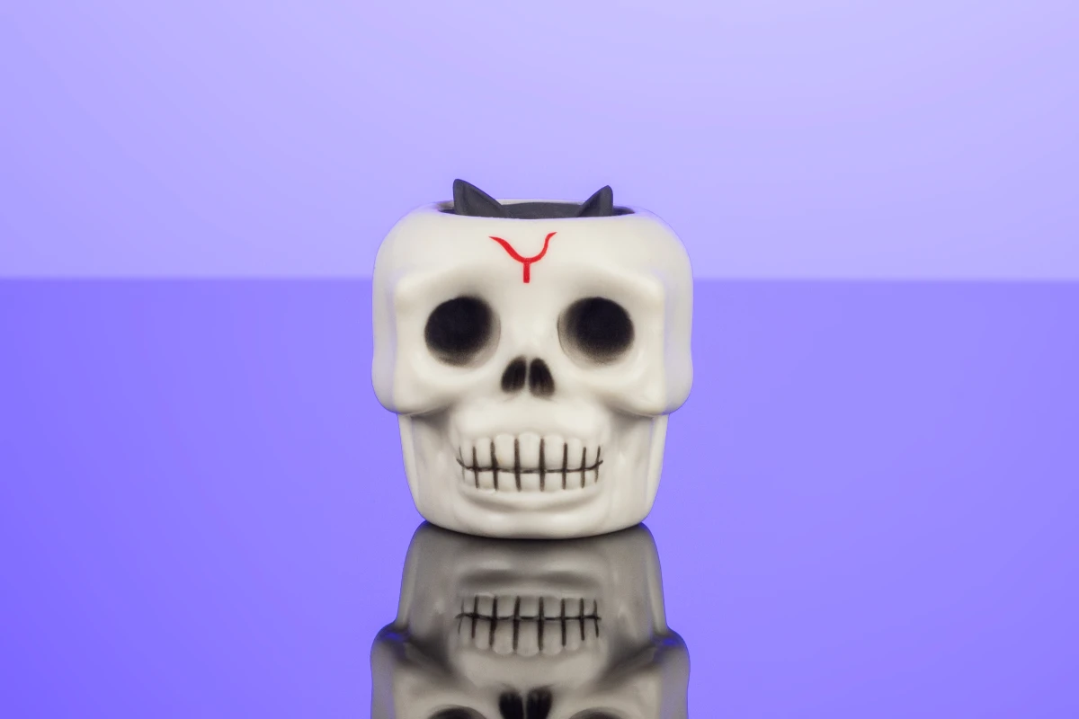 Игрушка антистресс череп с черепом