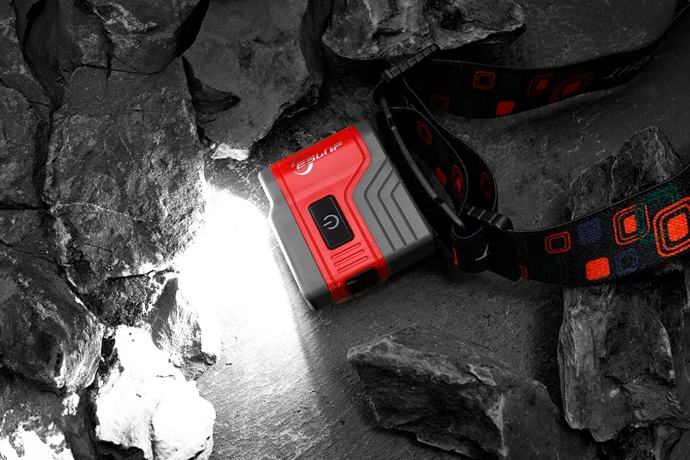 Фонарик для бейсболки