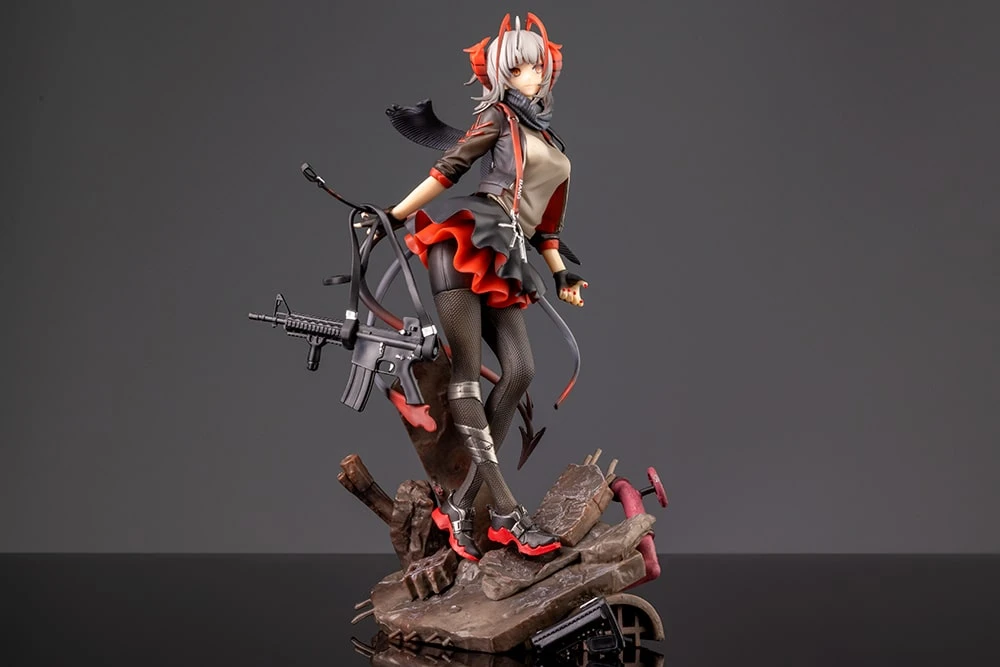 Статуетка W з аніме Аркнайтс