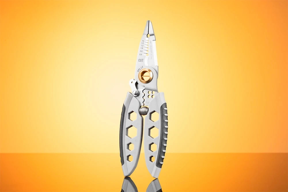 Многофункциональные клещи