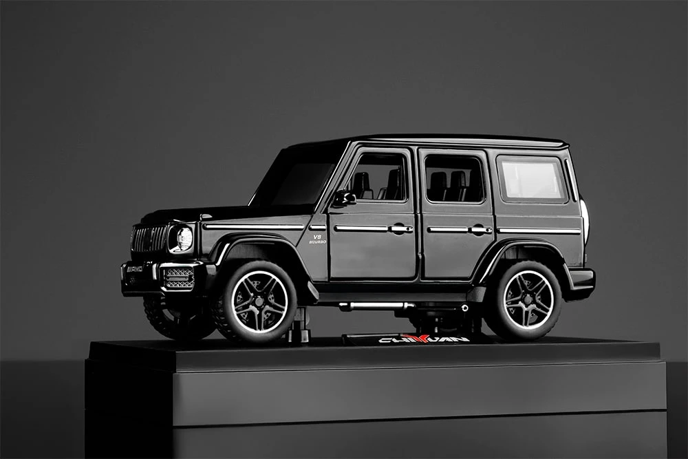Коллекционная модель машины Mercedes-Benz Gelendvagen G63