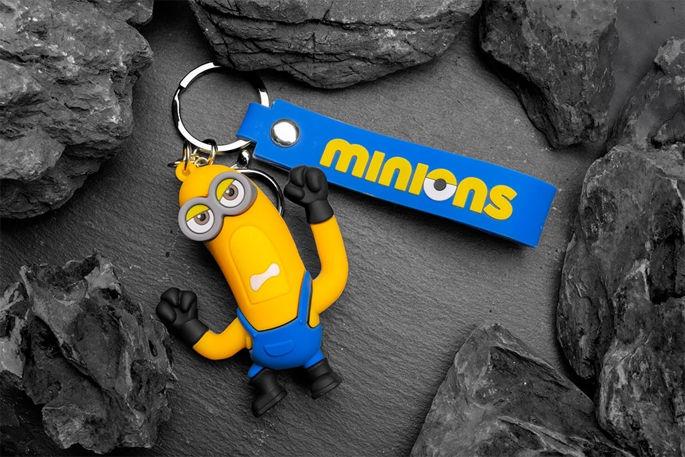 Брелок міньйон Тім на ключі
