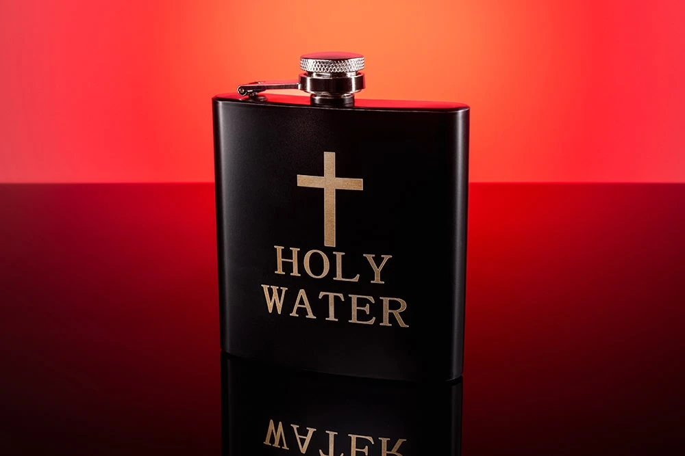 Фляга с надписью Holy Water
