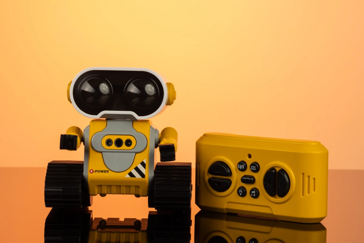 Электрический робот с дистанционным управлением Wall-e