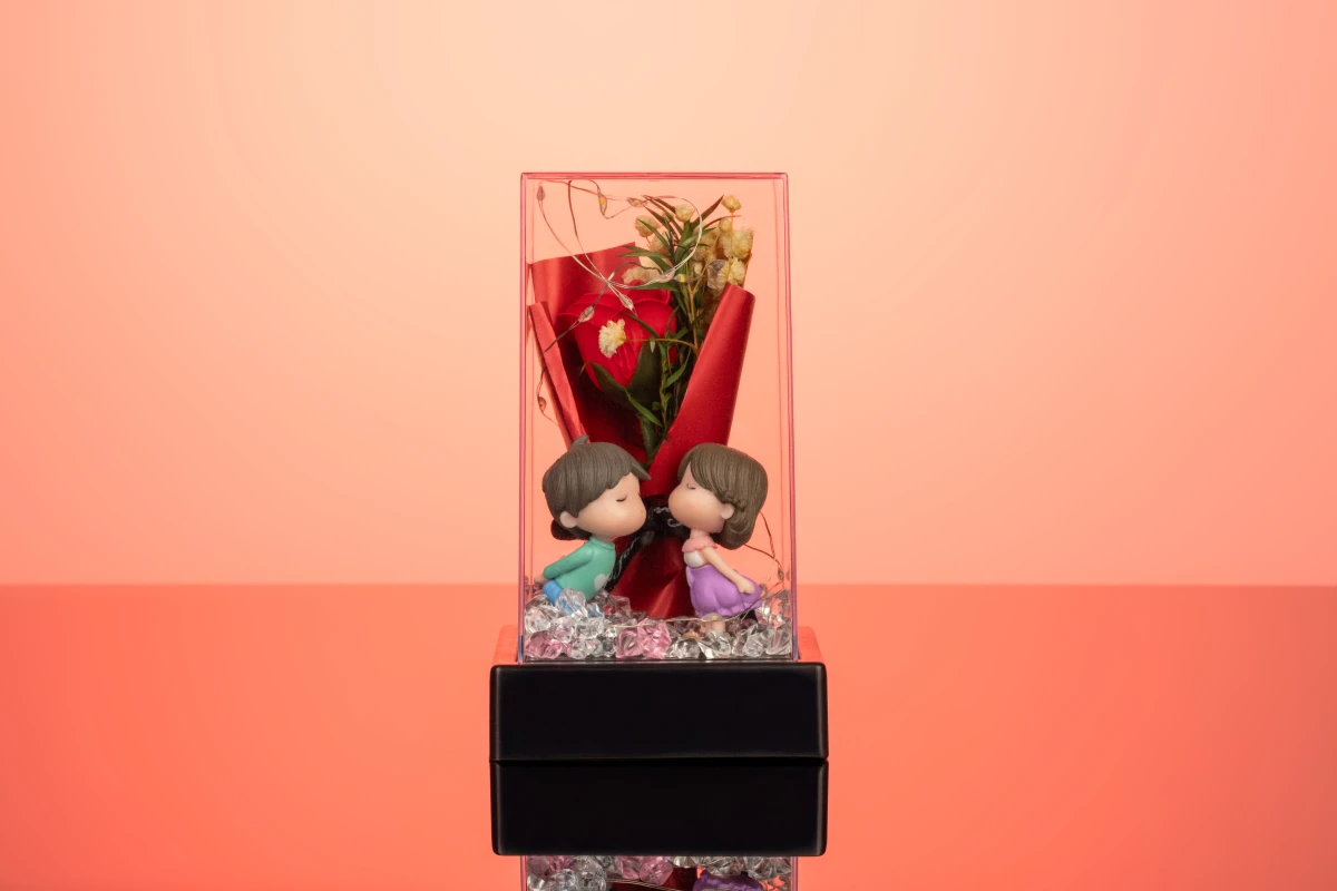 Романтичный ночник с цветами