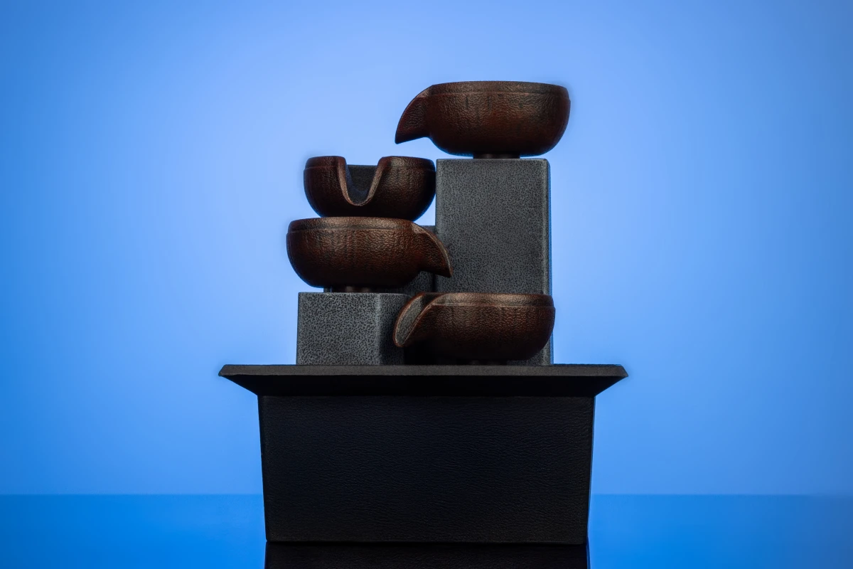 Декоративний настільний фонтан із підсвічуванням