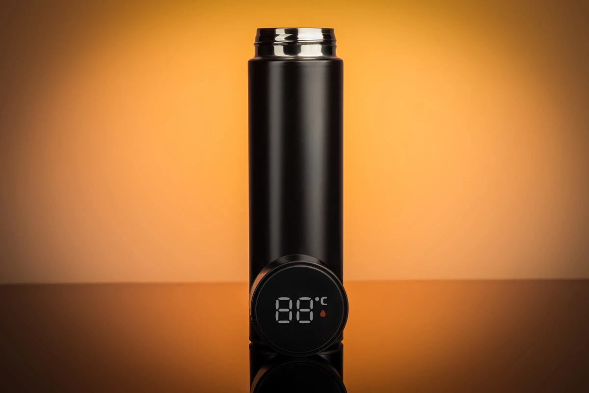 Розумний термос з датчиком температури