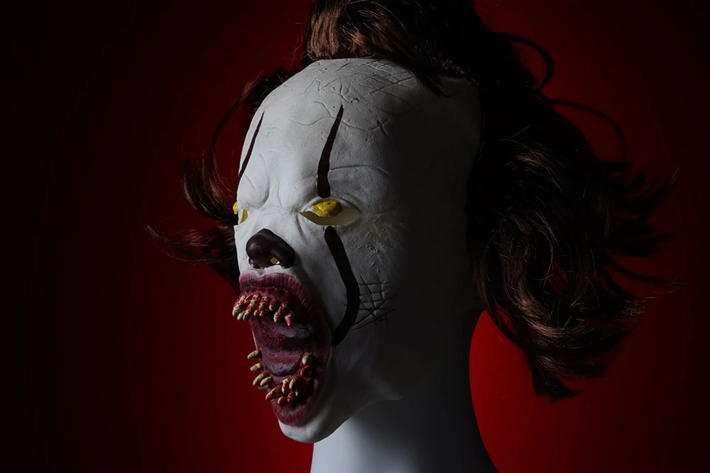 Латексная маска клоуна Пеннивайза из фильма Оно