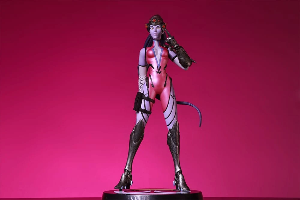 Фигурка Роковая вдова из игры Овервотч (Overwatch)