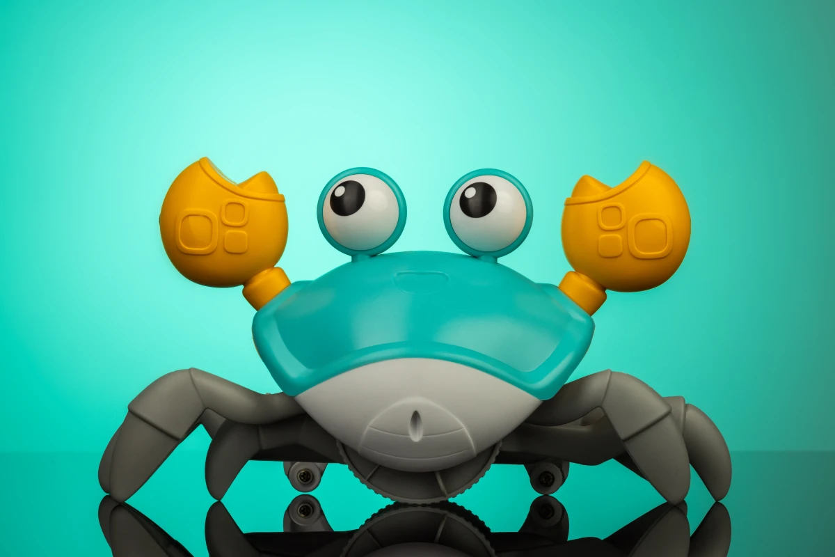 Игрушка краб интерактивный со звуковыми и световыми эффектами