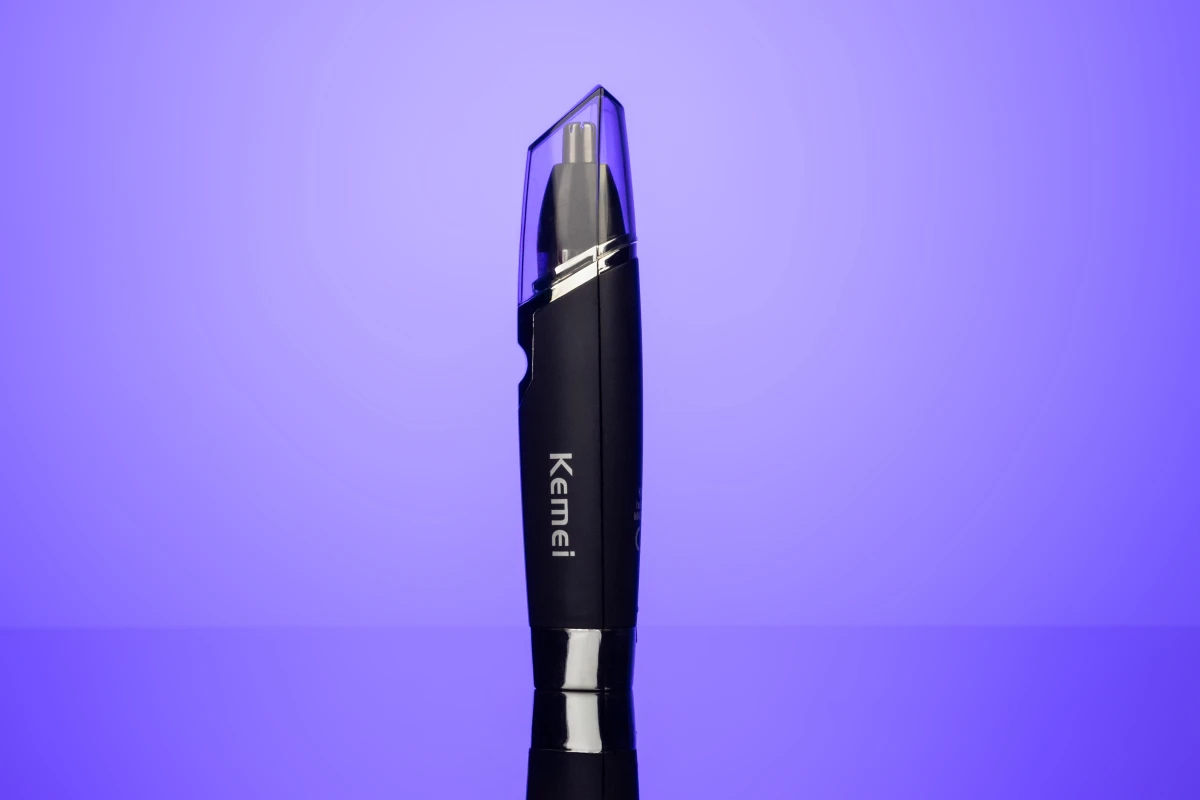 Чоловічий тример для видалення волосся в носі від батарейок