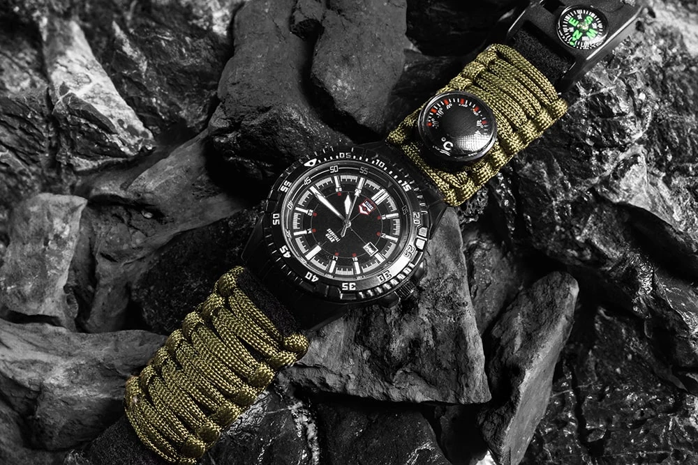 Часы паракордовые для выживания