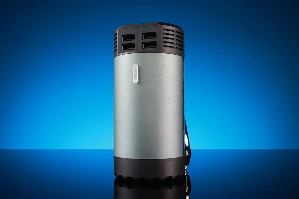 Инвертор для автомобиля 200W в подстаканник