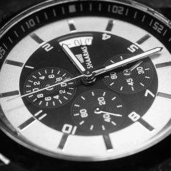 наручные кварцевые мужские часы