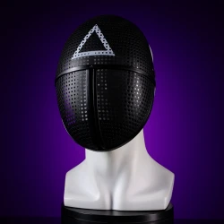 маска гра в кальмара