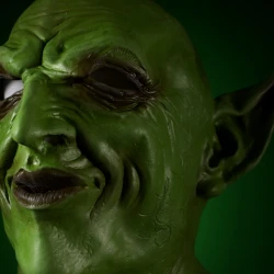 реалистичная маска гоблина